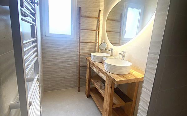 Maison à vendre    5 pièces •  Saintes