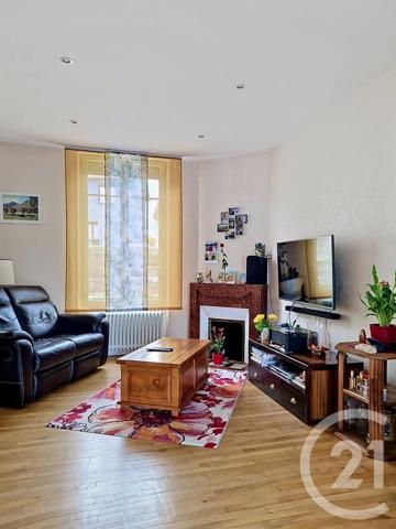Maison à vendre  6 pièces - 134,53 m 2   CLERMONT FERRAND  - 63