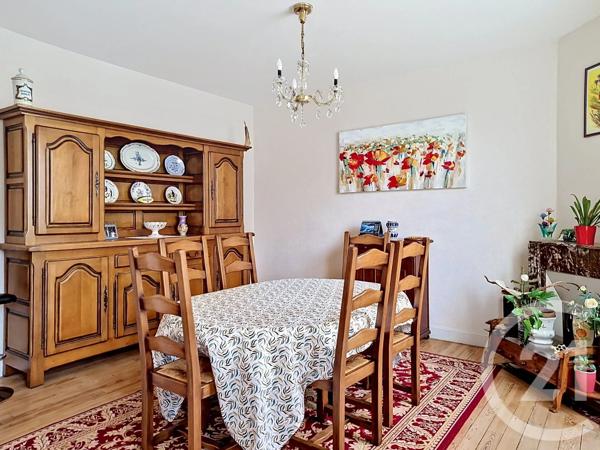 Maison à vendre  6 pièces - 134,53 m 2   CLERMONT FERRAND  - 63