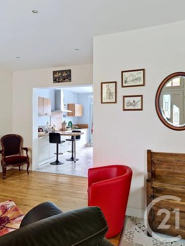 Maison à vendre  6 pièces - 134,53 m 2   CLERMONT FERRAND  - 63