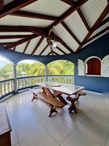 Les Abymes (97139) Haut de villa T4 aux Abymes