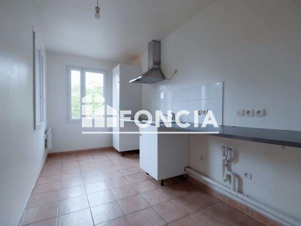 À vendre Appartement 4 pièces 78.76 m² - Corbeil-essonnes 91100