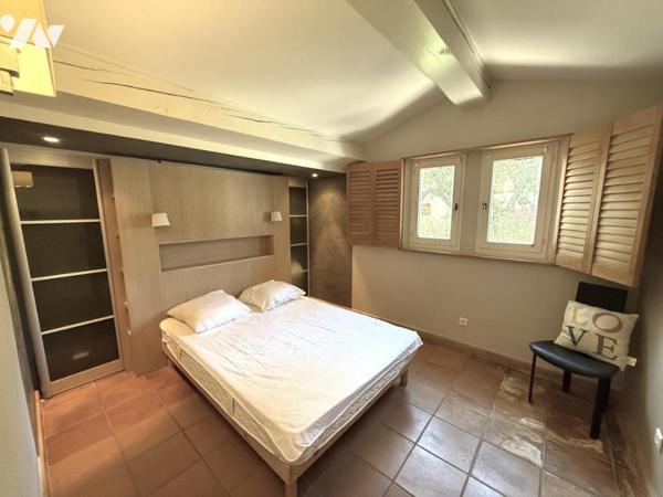 Superbe villa avec piscine secteur calme proche écoles