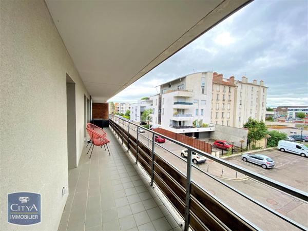 Appartement à louer 3 pièces 72.35m² Nancy (54000)