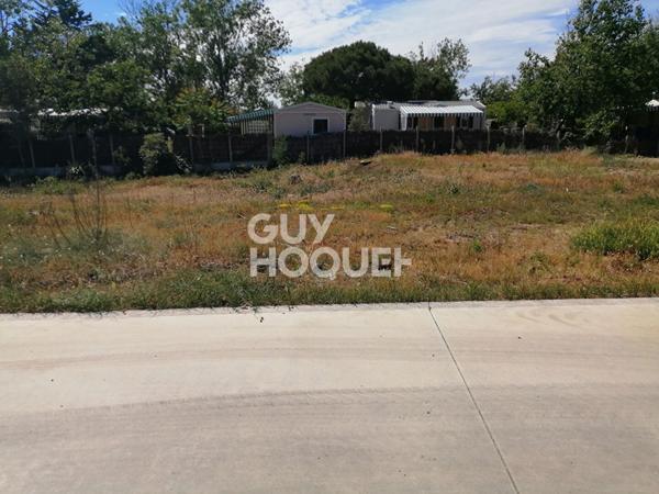 Terrain viabilisé à vendre de 459 m² accès direct plage