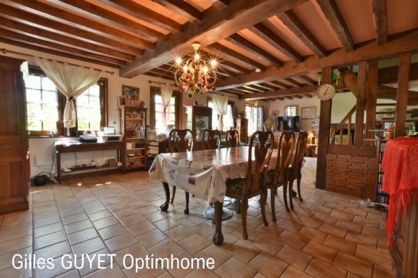 15MN de BERNAY MAISON DE CARACTÈRE T6 214000€ avec garage et 3000M² de terrain