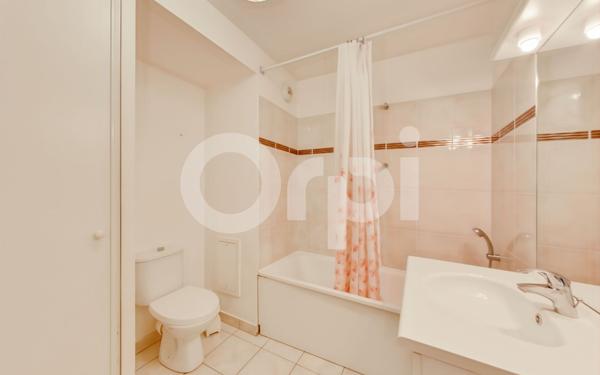 Appartement à vendre    2 pièces • 48 m2 Nanteuil-le-Haudouin