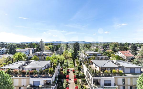 Appartement à vendre    6 pièces • 153 m2 Tassin-la-Demi-Lune