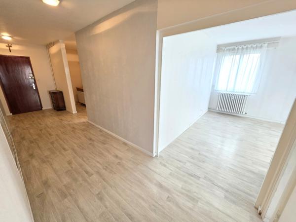 Tres bel appartement deux chambres Vauban B