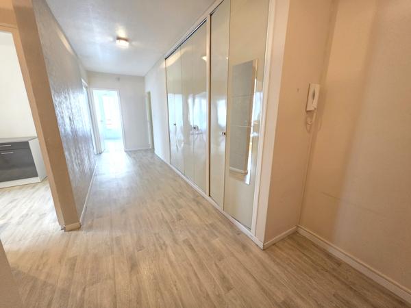 Tres bel appartement deux chambres Vauban B