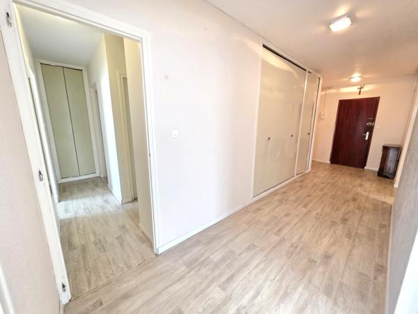 Tres bel appartement deux chambres Vauban B