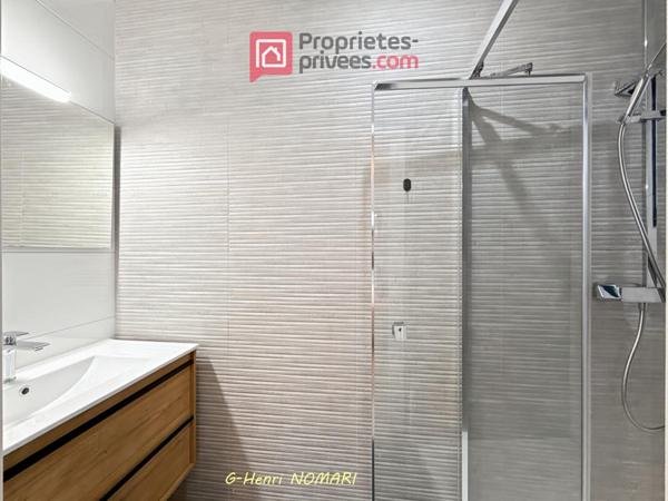 Châteaubriant Maison de plain-pied, 6 pièce(s) 143 m2, 674m² de terrain