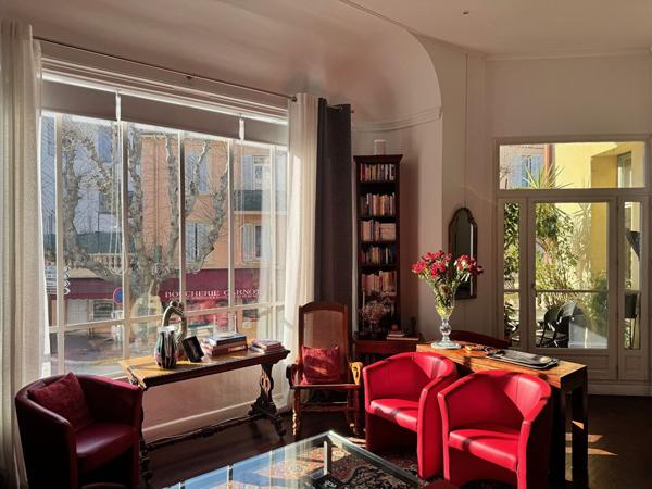 Le Cannet - Centre ville - Appartement de caractère 4 pièces 121 m² - LE CANNET