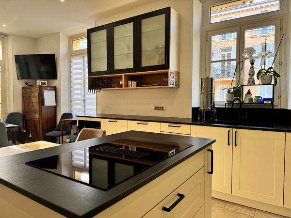 Le Cannet - Centre ville - Appartement de caractère 4 pièces 121 m² - LE CANNET