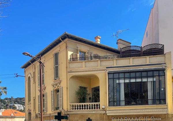 Le Cannet - Centre ville - Appartement de caractère 4 pièces 121 m² - LE CANNET