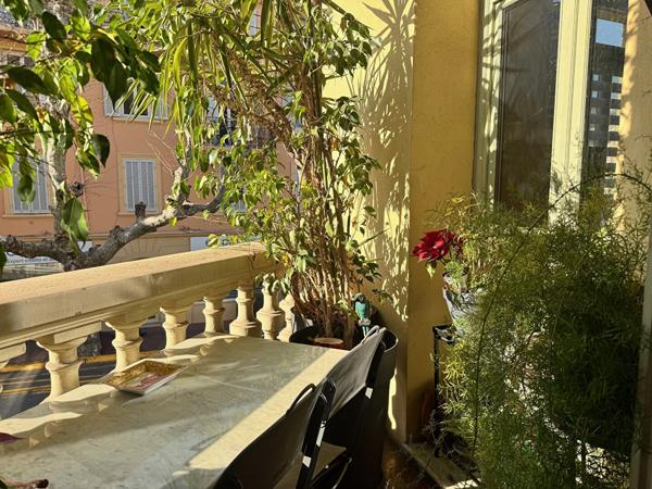 Le Cannet - Centre ville - Appartement de caractère 4 pièces 121 m² - LE CANNET