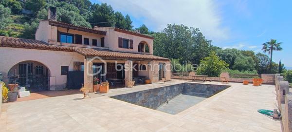 Villa de 276 m²