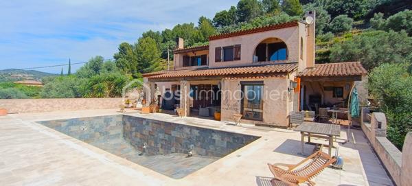 Villa de 276 m²