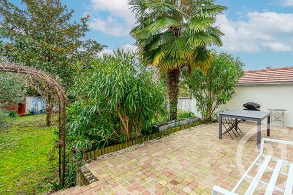 Maison à vendre  6 pièces - 160,21 m2 ST MAUR DES FOSSES - 94