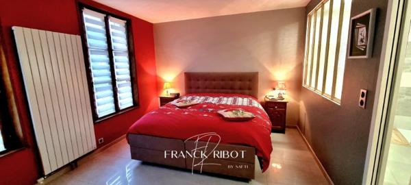 Belle Maison de 327m2 alliant charme et modernité