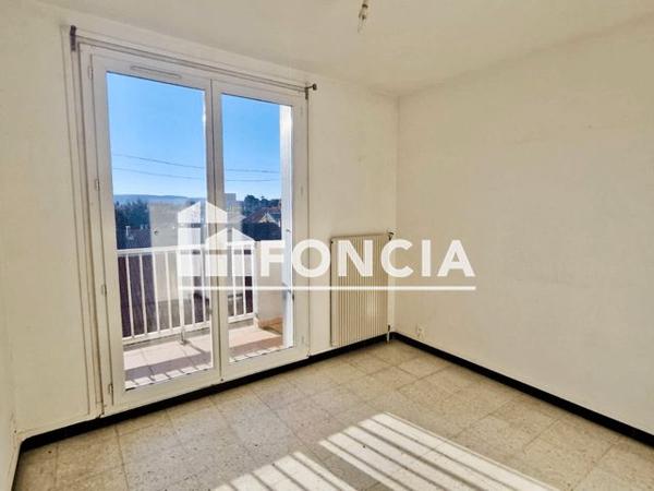Location Appartement 3 pièces 66.4 m² - 6 RUE SALVET Narbonne 11100