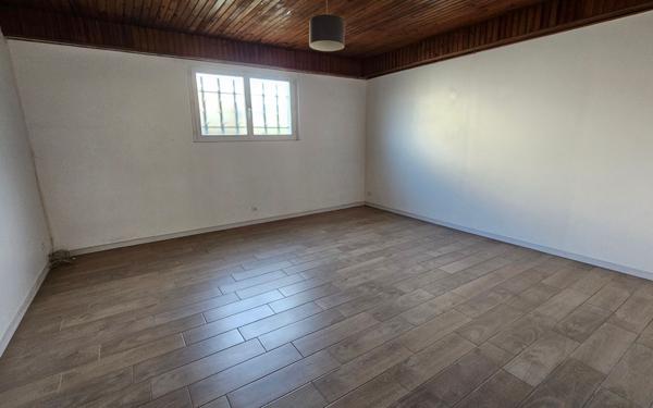 Appartement à vendre    2 pièces • 55 m2 La Seyne-sur-Mer