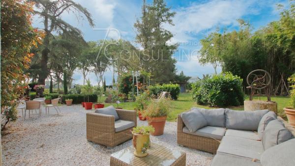 VENTE LISLE SUR TARN MAISON DE MAÎTRE + MAISON DE GARDIEN SUR PARC DE 8600M²