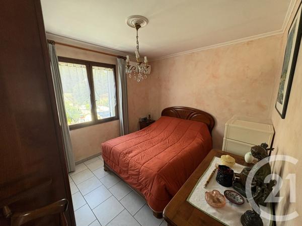 Maison à vendre  4 pièces - 134 m 2   LA SEYNE SUR MER  - 83