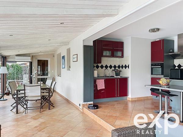 Maison de plain pied d'envi 159 m2