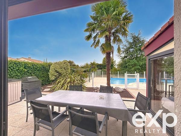 Maison de plain pied d'envi 159 m2