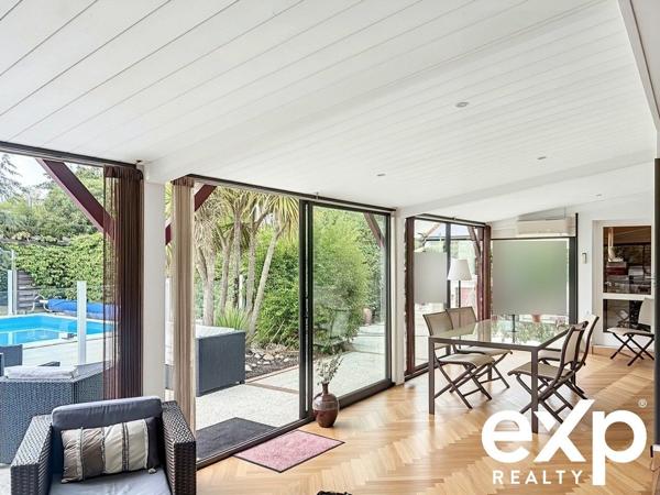Maison de plain pied d'envi 159 m2