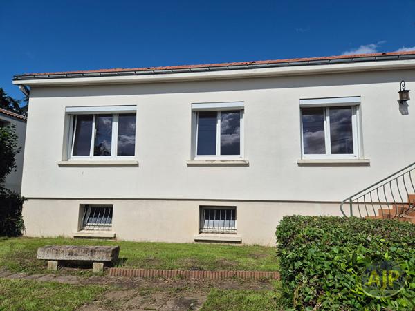 Vente maison Montaigu : 271 000 € - AJP Immobilier Montaigu