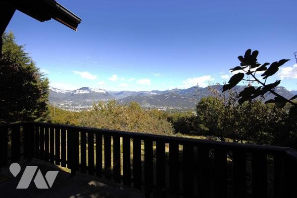 Maison sur grand terrain constructible