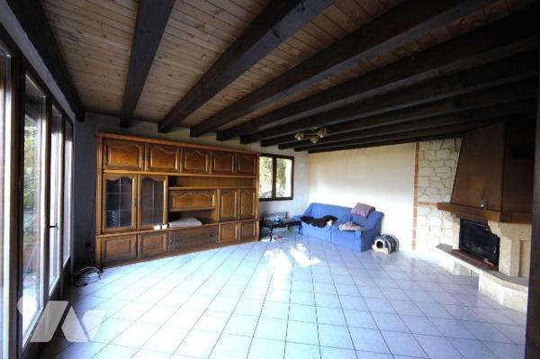 Maison sur grand terrain constructible
