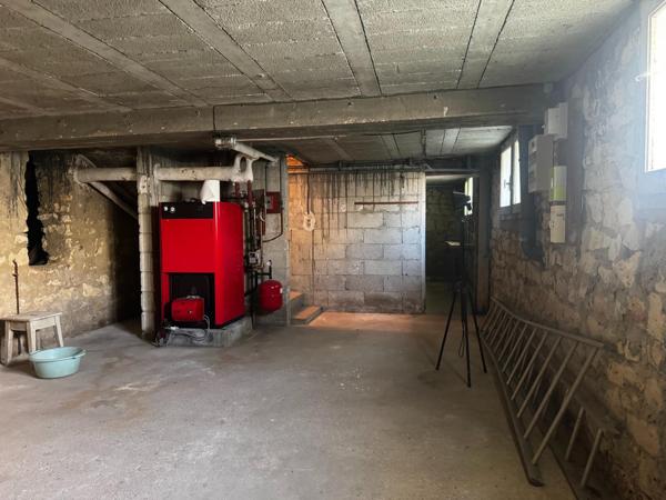 Maison à MARENNES, 17320 - 6 pièces 110m²