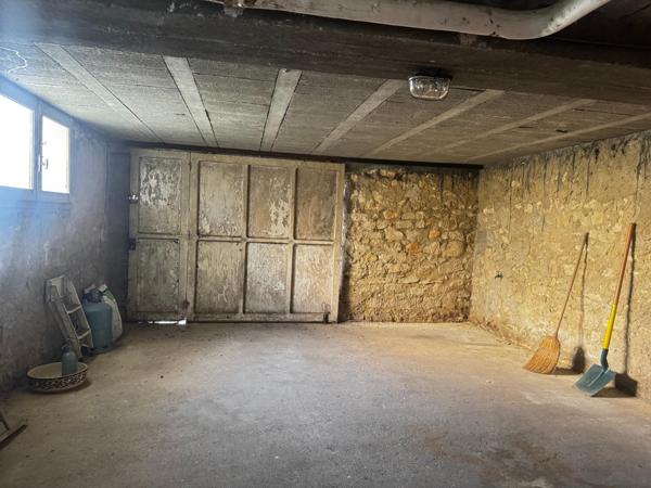 Maison à MARENNES, 17320 - 6 pièces 110m²