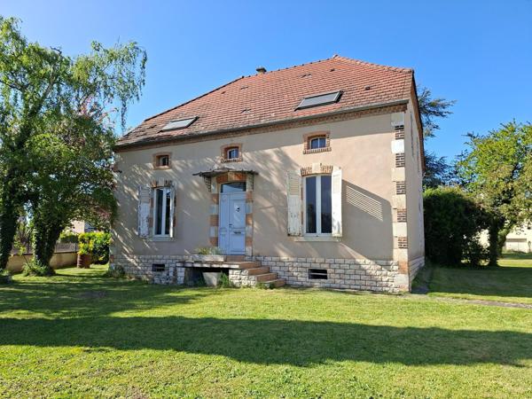 Ensemble 2 maisons bourgeoises 240 m² Vichy quartier Jeanne d arc