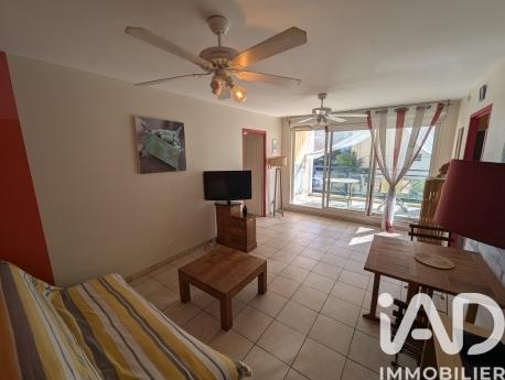 Location appartement 2 pièces 45 m² Saint-Pierre