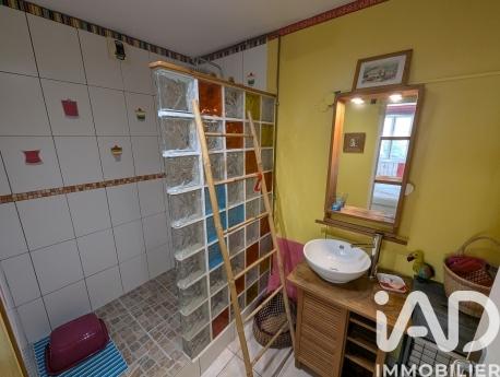 Location appartement 2 pièces 45 m² Saint-Pierre