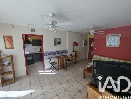 Location appartement 2 pièces 45 m² Saint-Pierre