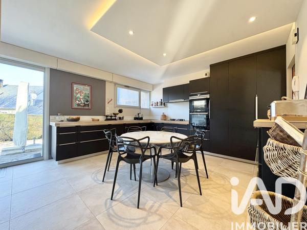 Maison à vendre 6 pièces 222 m² Luc-la-Primaube