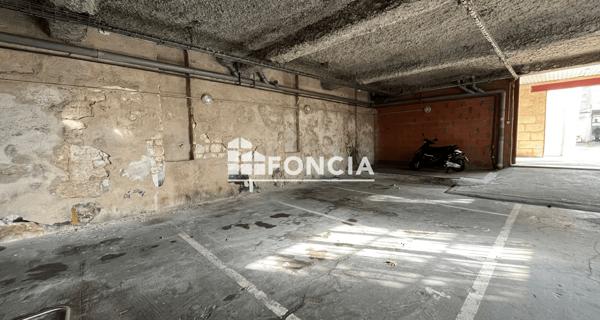 À vendre Parking 10.75 m² - Bordeaux 33800