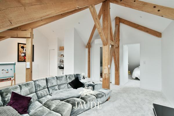 Duplex de 137m2 Carrez (200m2 au sol) avec TERRASSE (61m2) Vue PANORAMIQUE + Garage + jardin privatif Détails des diagnostics énergétiques