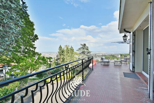 Duplex de 137m2 Carrez (200m2 au sol) avec TERRASSE (61m2) Vue PANORAMIQUE + Garage + jardin privatif Détails des diagnostics énergétiques