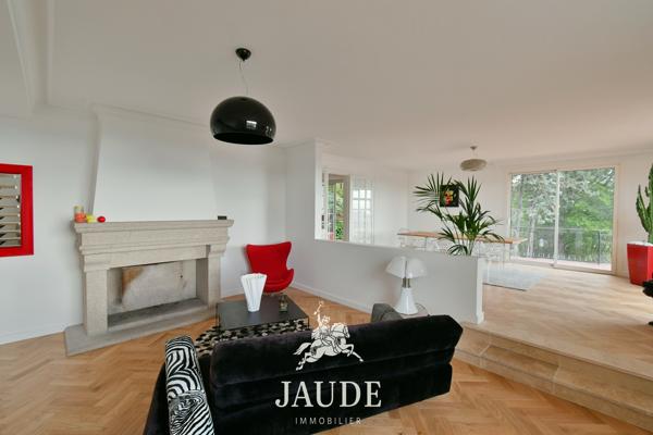 Duplex de 137m2 Carrez (200m2 au sol) avec TERRASSE (61m2) Vue PANORAMIQUE + Garage + jardin privatif Détails des diagnostics énergétiques