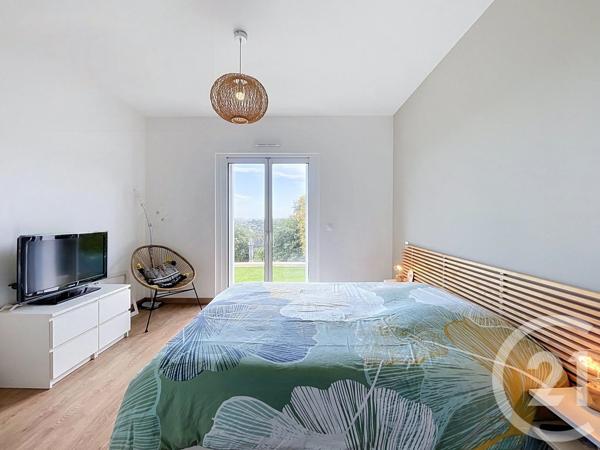 Maison à vendre  4 pièces - 150,68 m 2   LA GAUDE  - 06