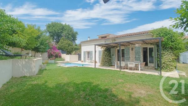 Maison à vendre  4 pièces - 150,68 m 2   LA GAUDE  - 06