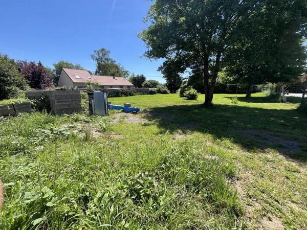 Terrain à vendre 23 000 € La Saunière 1724 m² DPE
