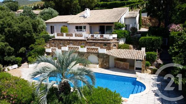 Maison à vendre  6 pièces - 160 m 2   LA CROIX VALMER  - 83