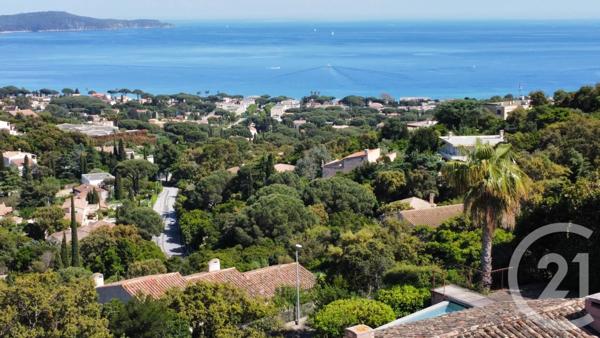 Maison à vendre  6 pièces - 160 m 2   LA CROIX VALMER  - 83